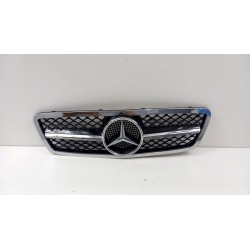 MERCEDES C KLASA W203 LIFT ATRAPA GRILL UKNOW