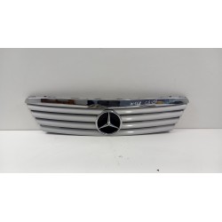 MERCEDES W168 ATRAPA GRILL