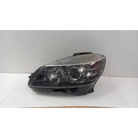 MERCEDES CLC W204 LAMPA PRZÓD LEWA SOCZEWKA EU DEFEKT