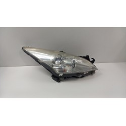 PEUGEOT 3008 I LAMPA PRZÓD PRAWA