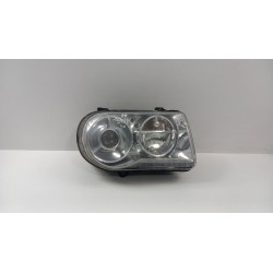 CHRYSLER 300C LAMPA PRZÓD PRAWA SOCZEWKA XENON EU