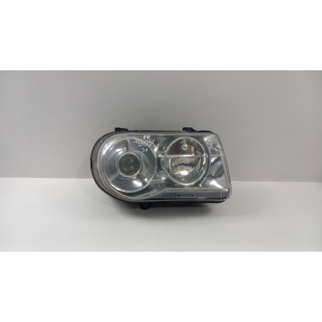 CHRYSLER 300C LAMPA PRZÓD PRAWA SOCZEWKA XENON EU