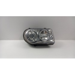 CHRYSLER 300C LAMPA PRZÓD PRAWA SOCZEWKA XENON EU