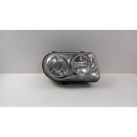 CHRYSLER 300C LAMPA PRZÓD PRAWA SOCZEWKA XENON EU