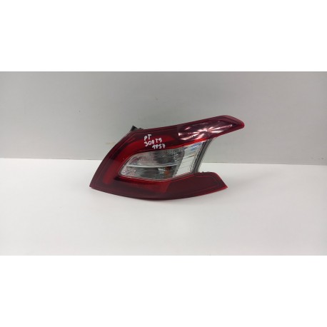 PEUGEOT 308 T9 HB 5D LAMPA TYŁ PRAWA
