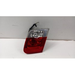 BMW 320I E46 SEDAN 5D LAMPA TYŁ PRAWA W KLAPĘ