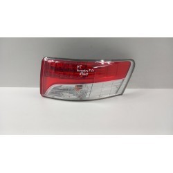 TOYOTA AVENSIS T27 SEDAN 5D LAMPA TYŁ PRAWA