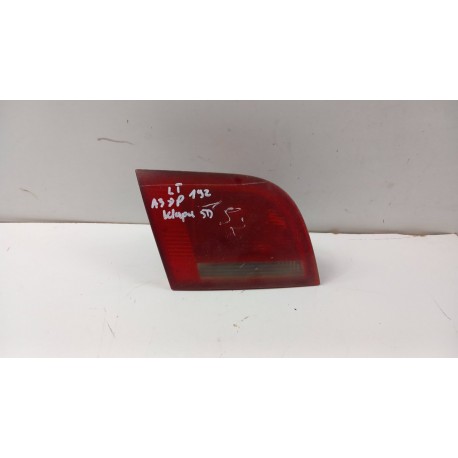 AUDI A3 SPORTBACK 8P HATHBACK 5D LAMPA TYŁ LEWA W KLAPĘ