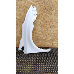 TOYOTA AVENSIS T27 SEDAN BŁOTNIK PRZÓD PRAWY 040