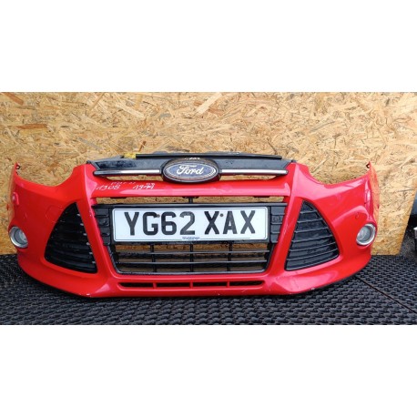 FORD FOCUS MK3 ZDERZAK PRZÓD PDC SPRYSKI HALOGENY CB