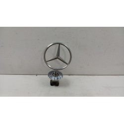 MERCEDES E KLASA W211 ZNACZEK EMBLEMAT MASKI
