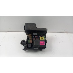 MITSUBISHI GRANDIS SKRZYNKA BEZPIECZNIKÓW MR587816