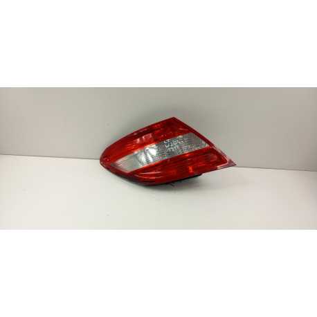 MERCEDES C KLASA W204 SEDAN LAMPA TYŁ LEWA