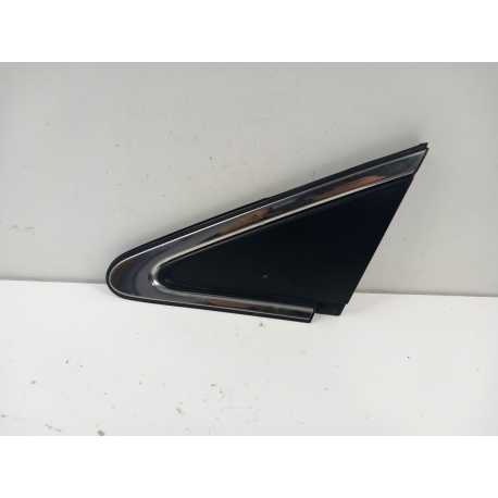 TOYOTA AVENSIS T27 ZAŚLEPKA TRÓJKĄT BŁOTNIKA LEWY 60118-05020