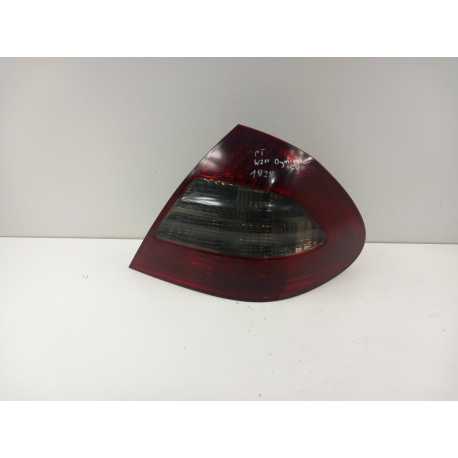 MERCEDES E KLASA W211 SEDAN LIFT LAMPA TYŁ PRAWA DYMIONA LED