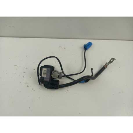 BMW 320D E90 SEDAN LIFT KLEMA MINUSOWA IBS 9215952-01