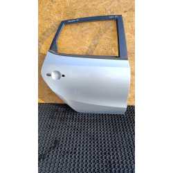 HYUNDAI I30 I HB DRZWI TYŁ PRAWY 2R