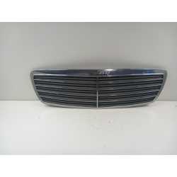 MERCEDES E KLASA W211 ATRAPA GRILL A2118800283