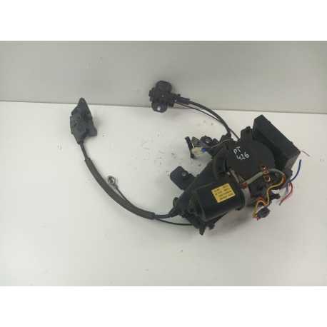 KIA SEDONA CARNIVAL II ZAMEK MECHANIZM DRZWI BOK PRAWY 83470-4D101