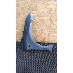 SUZUKI SWIFT MK7 BŁOTNIK PRZÓD PRAWY ZCD