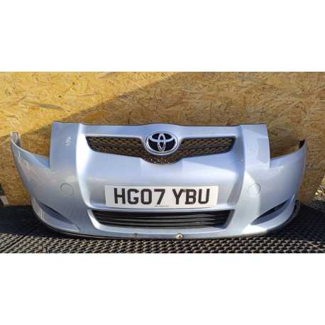 TOYOTA AURIS E15 ZDERZAK PRZÓD 8S1 HALOGENY