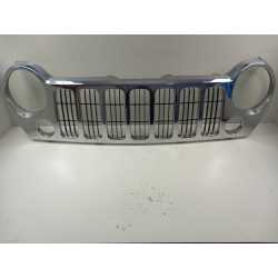 JEEP CHEROKEE LIBERTY KJ LIFT ATRAPA GRILL 5JJ85TRMA