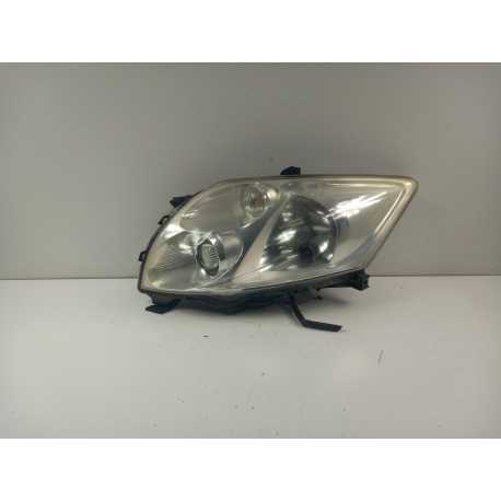 TOYOTA AURIS E15 LAMPA PRZÓD LEWA SOCZEWKA
