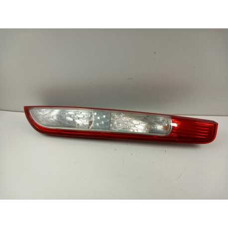 FORD FOCUS MK II HB LIFT LAMPA TYŁ PRAWA