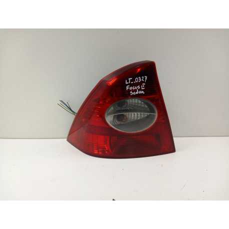 FORD FOCUS II SEDAN LAMPA TYŁ LEWA