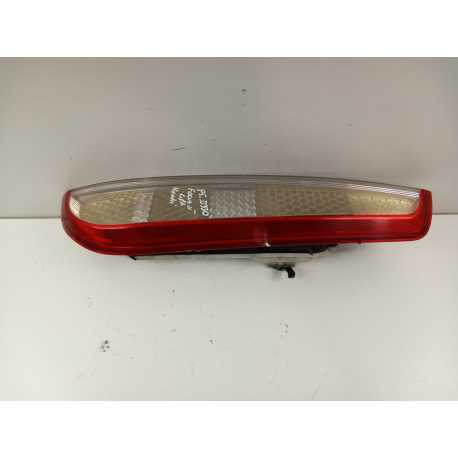 FORD FOCUS MK II KOMBI LIFT LAMPA TYŁ PRAWA