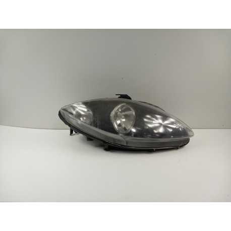 SEAT ALTEA I LAMPA PRZÓD PRAWA