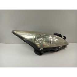 PEUGEOT 5008 I LAMPA PRZÓD PRAWA