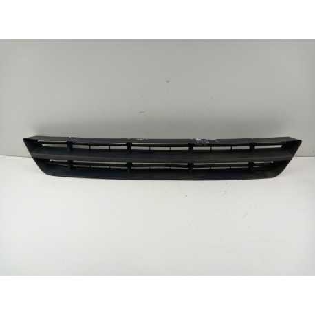 FORD FOCUS MK1 LIFT KRATKA ZDERZAKA PRZÓD ŚRODKOWA 2M51-A018A58-ADW