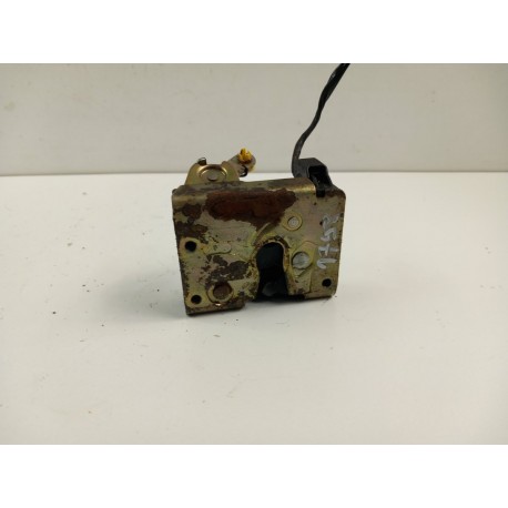 MAZDA TRIBUTE 1 ZAMEK KLAPY TYŁ