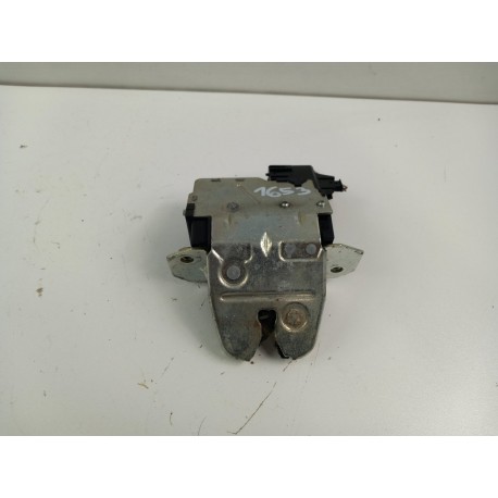 MERCEDES C KLASA W203 LIFT ZAMEK KLAPY TYŁ A2037400235