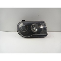 CHRYSLER 300C I LAMPA PRZÓD PRAWA SOCZEWKA EU NA CZĘŚCI