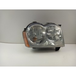 CHEVROLET GRAND CHEROKEE WK LAMPA PRZÓD PRAWA