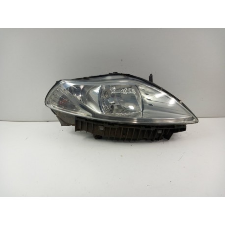 CHRYSLER YPSILON LAMPA PRZÓD PRAWA