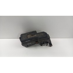 TOYOTA CELICA VII LIFT COUPE 1.8B SKRZYNKA BEZPIECZNIKÓW