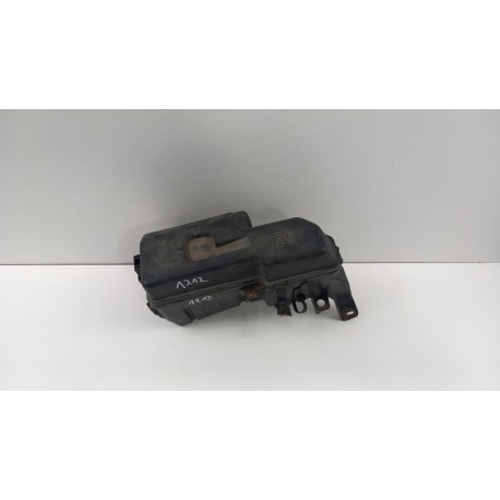 TOYOTA CELICA VII LIFT COUPE 1.8B SKRZYNKA BEZPIECZNIKÓW