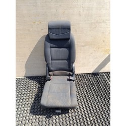 VW TOURAN F30 FOTEL PASAŻERA ŚRODKOWY II RZĄD