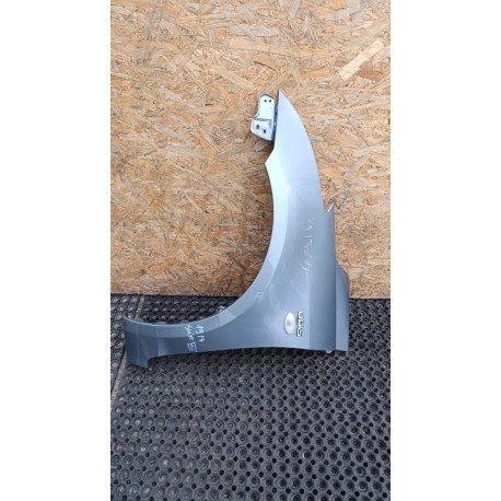 SUZUKI SWIFT MK7 BŁOTNIK PRZÓD LEWY ZCD
