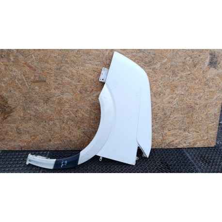 VW CRAFTER 2E BŁOTNIK PRZÓD LEWY L902