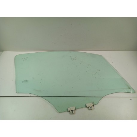 NISSAN NV200 SZYBA DRZWI PRZÓD PRAWY