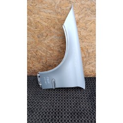 MERCEDES CLC W204 BŁOTNIK PRZÓD LEWY C775