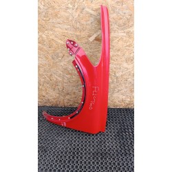 VOLVO C30 LIFT10-12 BŁOTNIK PRZÓD LEWY 612