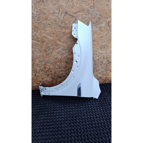 CHEVROLET CAPTIVA LIFT BŁOTNIK PRZÓD LEWY GBQ