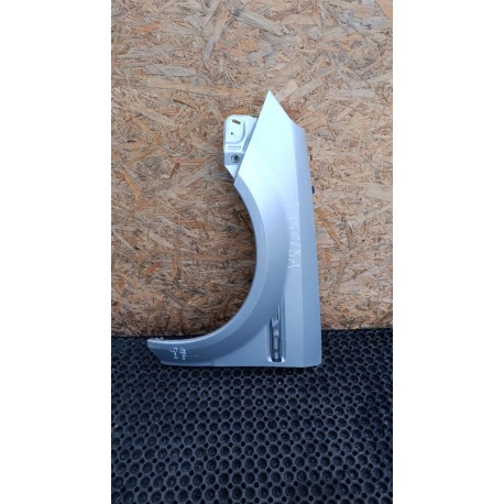 OPEL TIGRA B BŁOTNIK PRZÓD LEWY Z157