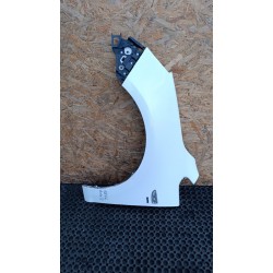 OPEL ASTRA J LIFT BŁOTNIK PRZÓD LEWY Y40R