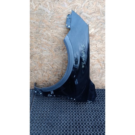 OPEL ANTARA BŁOTNIK PRZÓD LEWY 19U